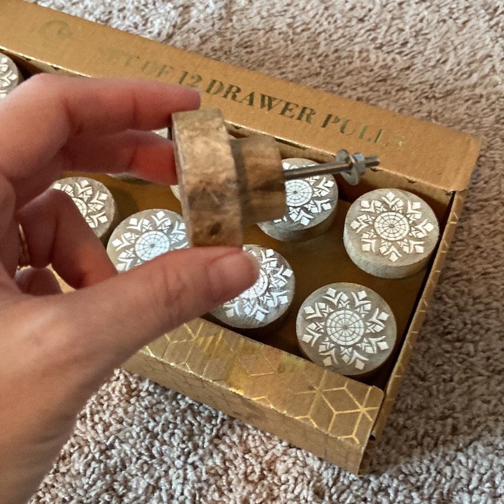 Unboxed drawer pulls - Picture 4 of 7